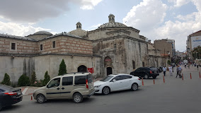 Kırklareli Cumhuriyet Meydanı Uydu Görüntüsü ve Haritası İzle