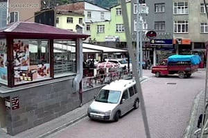 Trabzon Çaykara Meydan Canlı Mobese Kamera izle
