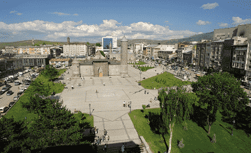 Yakutiye Meydanı    Erzurum