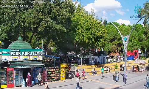 İzmit Cumhuriyet Parkı   Izle