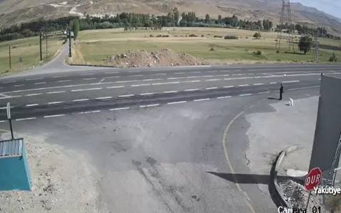 Yakutiye Akdağ Köyü   Izle