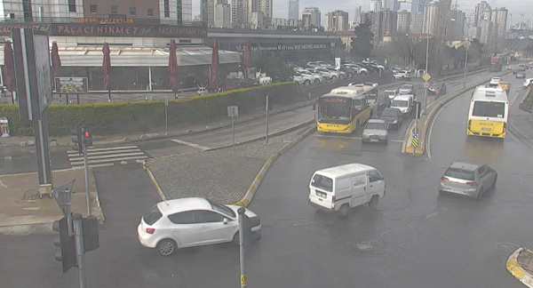 Ataşehir İçerenköy Kayışdağı Caddesi  