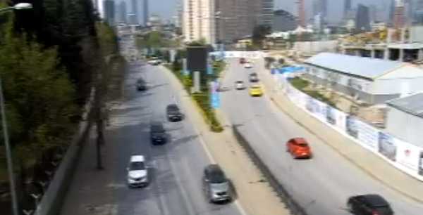 Ataşehir Aksekili Mehmet Uslu Cami Önü  