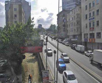 Maltepe Küçükyalı Karayolları Mahallesi  