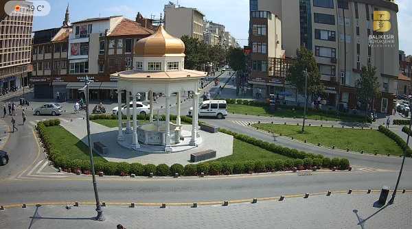 Balıkesir Ali Hikmet Paşa Meydanı  