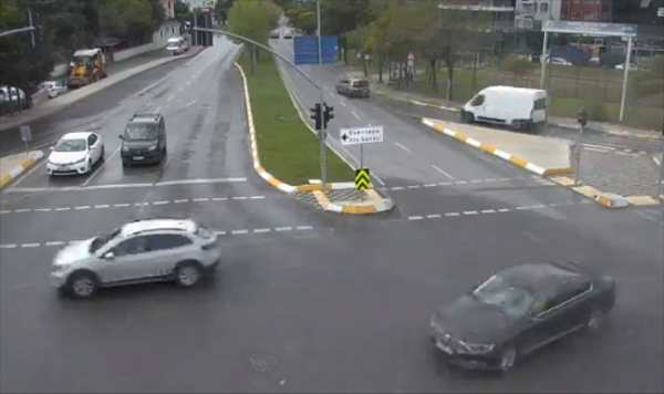 İstanbul Kartal Çanakkale Caddesi  